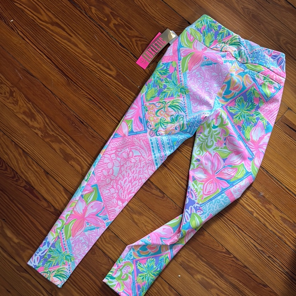 Lilly Pulitzer Colorful Floral leggings - Picture 5 of 5